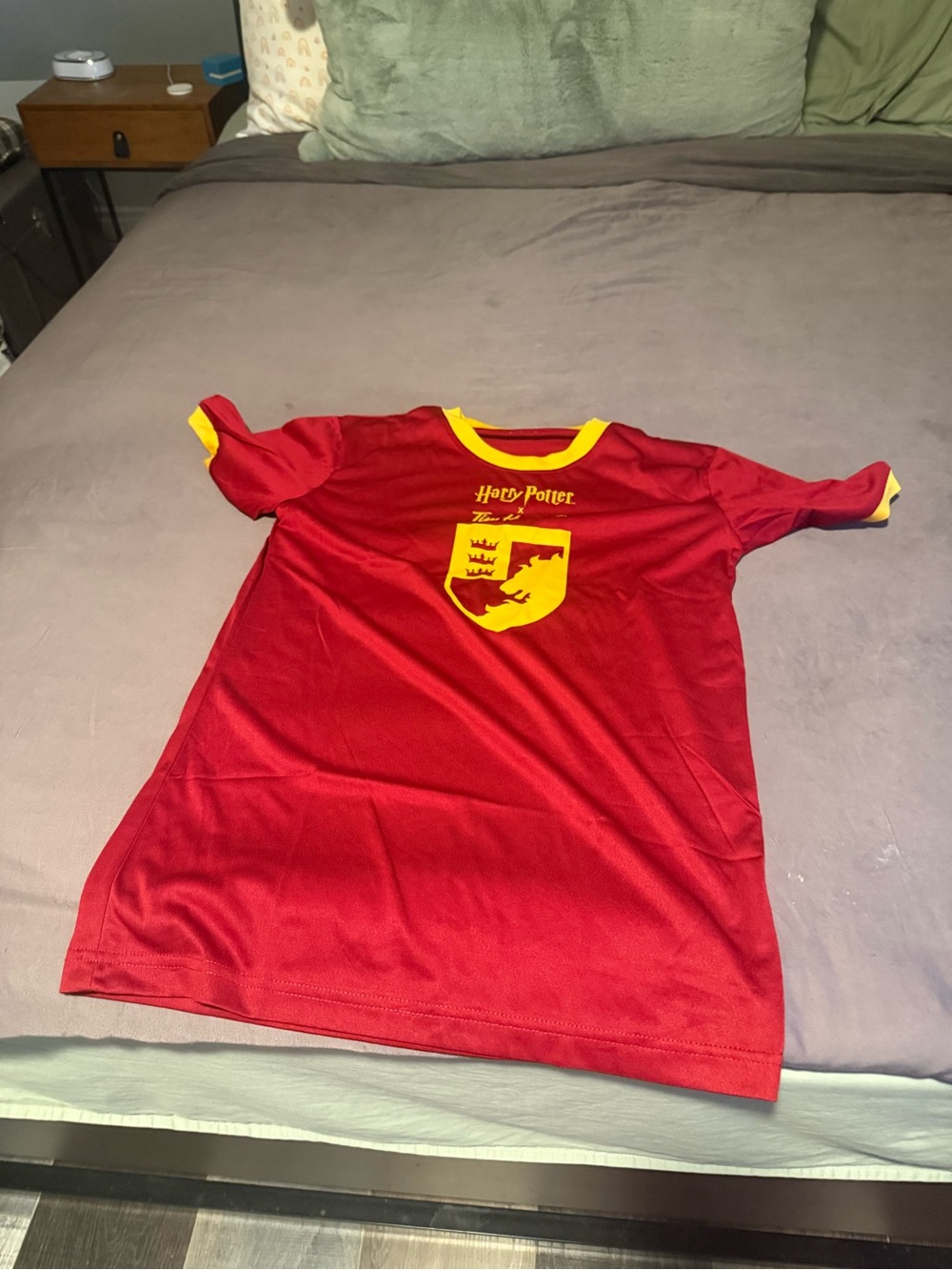 Tim Hortons x Harry Potter shirt - never worn. Fits XS